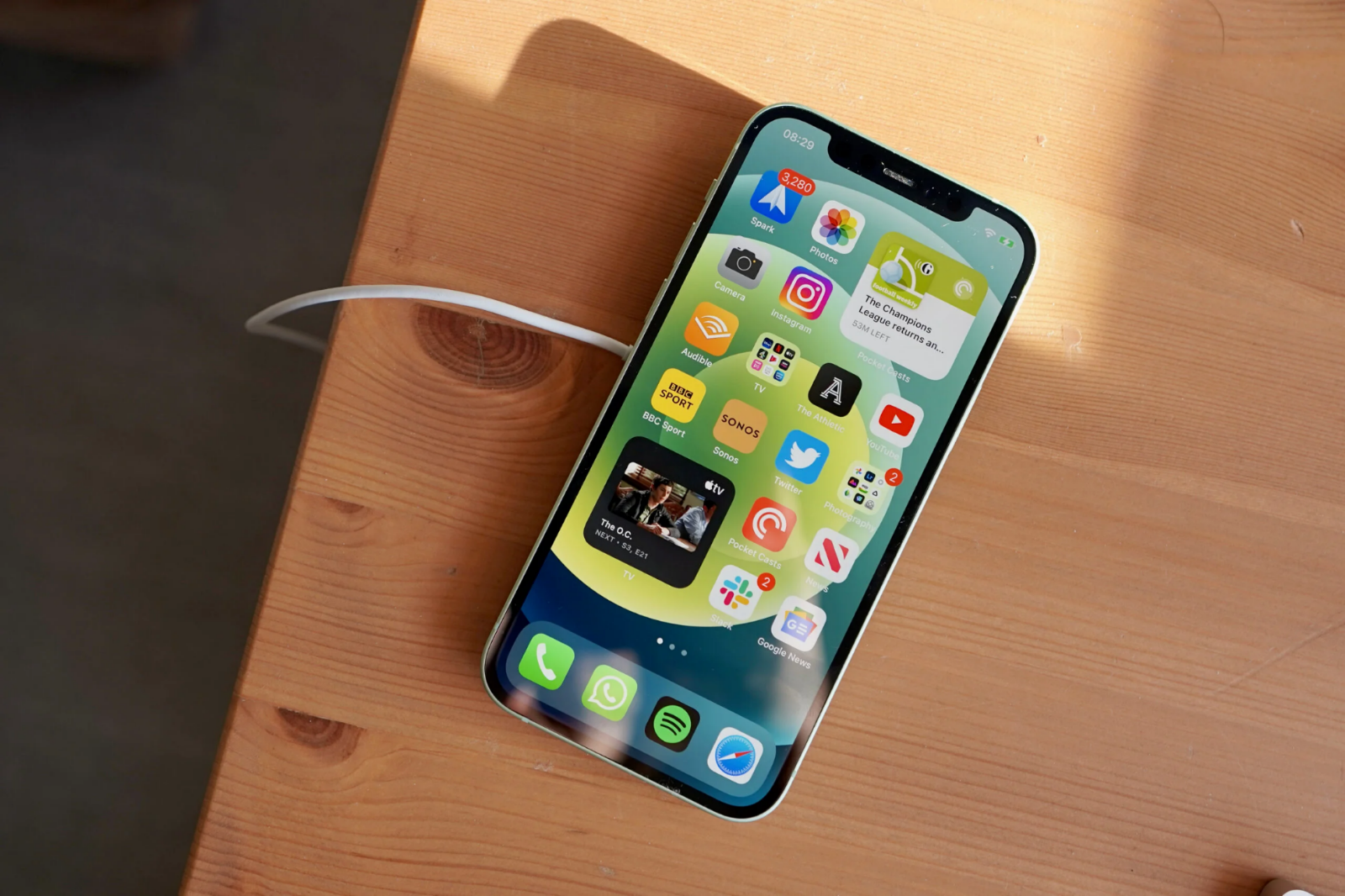 Hình ảnh cho danh mục Top 10 phụ kiện iPhone đẹp – độc –lạ thu hút mọi ánh nhìn